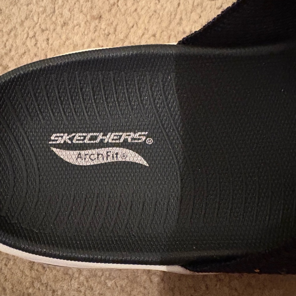 Skechers Women's Black and Rose Gold Sandals - Picture 4 of 4